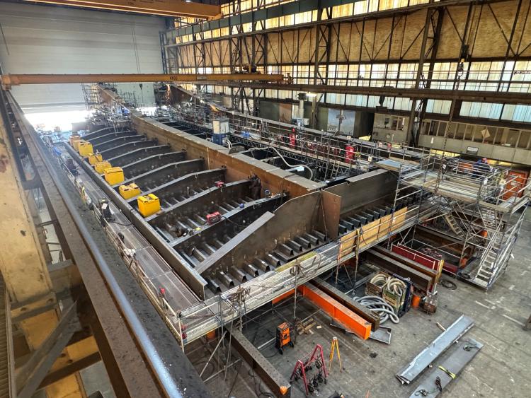 Bouw nieuwe klep Papendrechtsebrug bij Hollandia