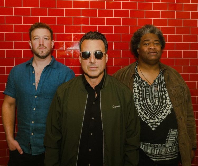 Vers van New Orleans Jazz Fest: Amerikaans funktrio Parlor Greens strijkt zaterdag neer in Dordrecht